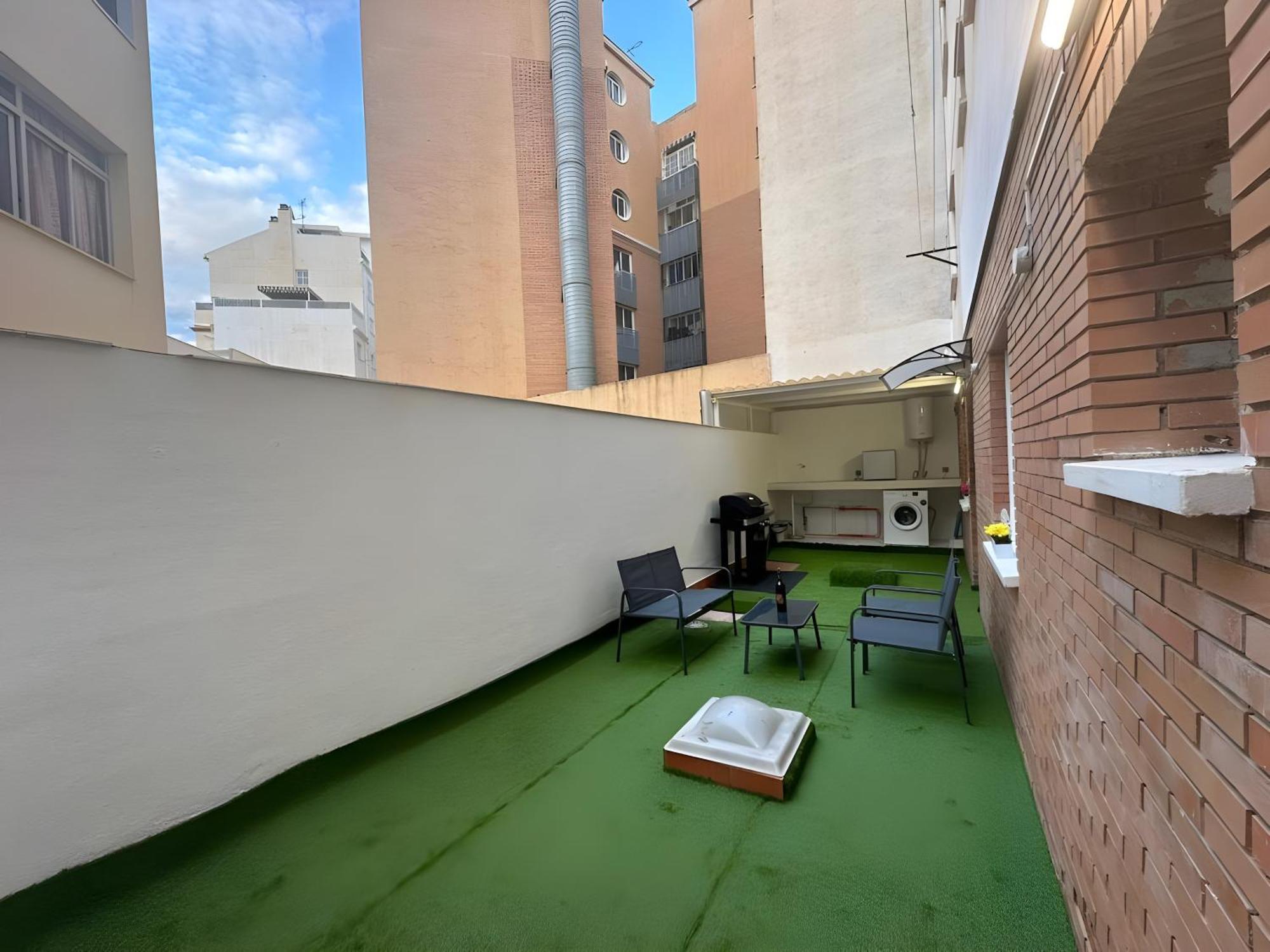 Mediterranean Breeze Apartment Malaga Exterior photo